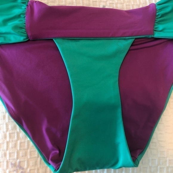 A. Che Bikini Swimsuit Size M - Picture 4 of 16